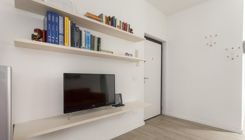 Italianway-Veniero 8 Apartment Milan Exterior photo